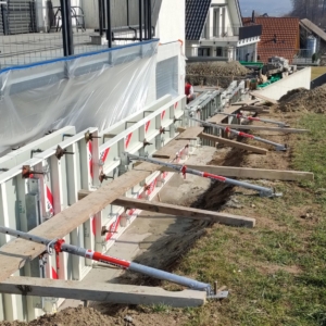 Schalung-Stuetzmauer-MEVA-Alu-Fix