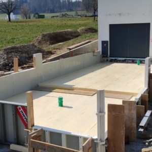 Bodenplattendaemmung-Randabschalung-Anbau
